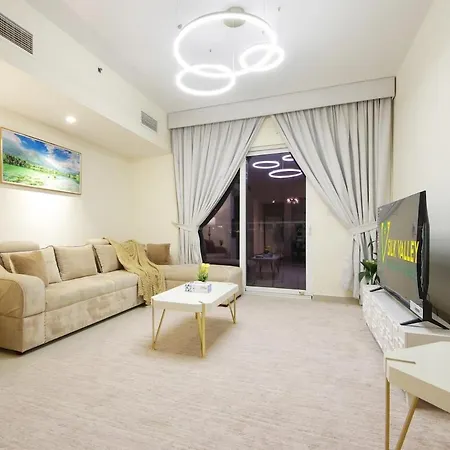 Silk Valley - Luxury 3B With Stunning Water Views